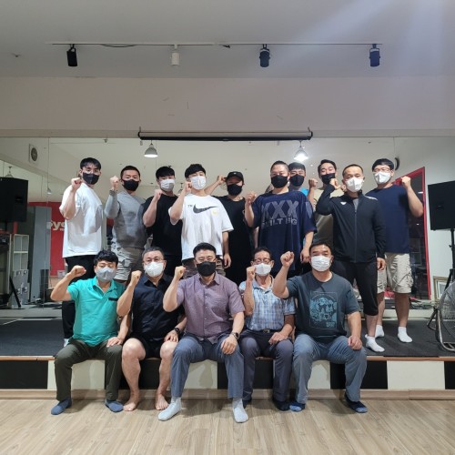  일 자: 8월28일(일요일) 오후3시장 소: 시드니 토탈 휘트니스 (문화동533-6)안건 : 제3회 새만금보디빌딩대회 및 중요 안건에 관한 회의 
[이 게시물은 군보협님에 의해 2022-09-06 20:50:55 협회소식에서 복사 됨]